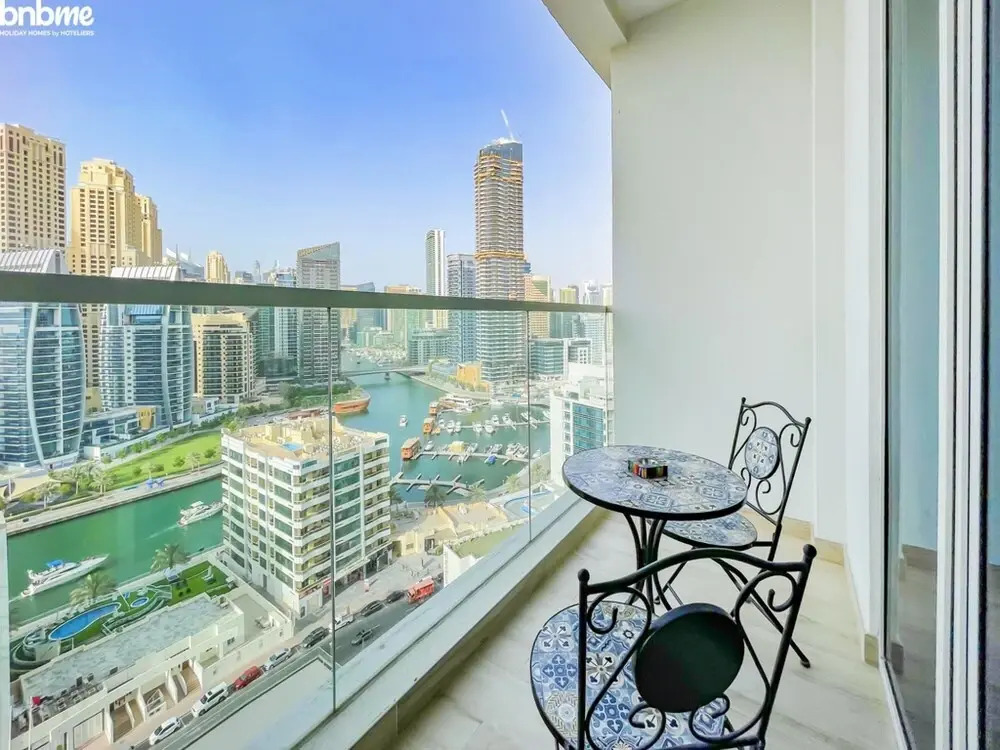 Дубай: Bnbmehomes Beautiful Lake View Studio Near Marina