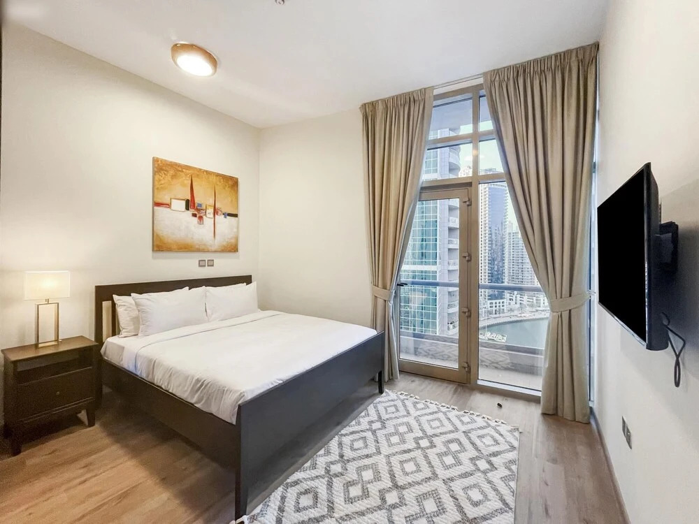 Дубай: Enjoy Marina View at Modern 3BR APT
