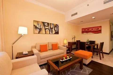Дубай: Al Nawras Hotel Apartments