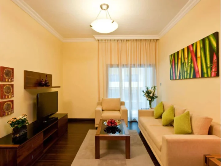 Дубай: Al Nawras Hotel Apartments