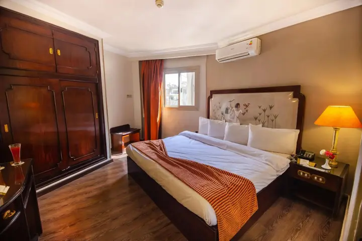 Гиза: Zayed Hotel