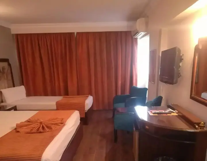 Гиза: Zayed Hotel