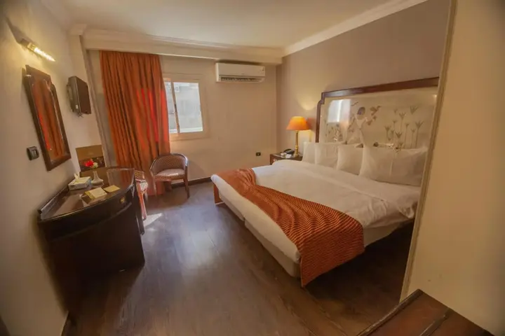 Гиза: Zayed Hotel
