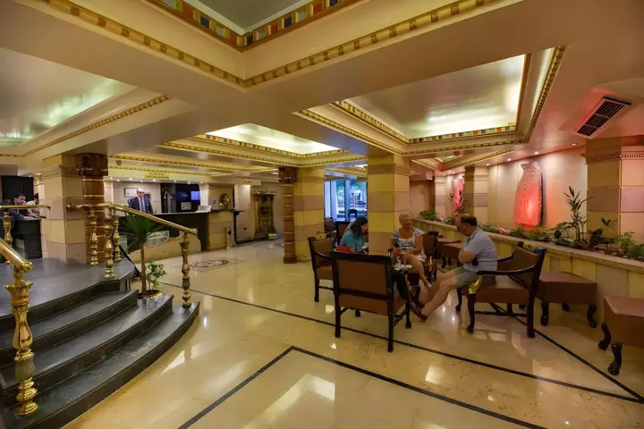 Гиза: Zayed Hotel