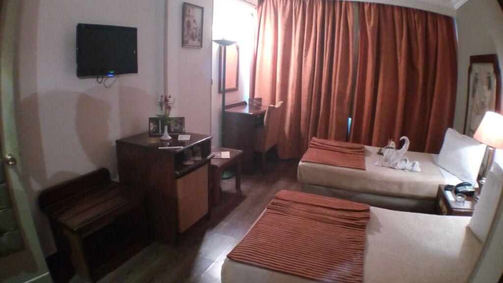 Гиза: Zayed Hotel