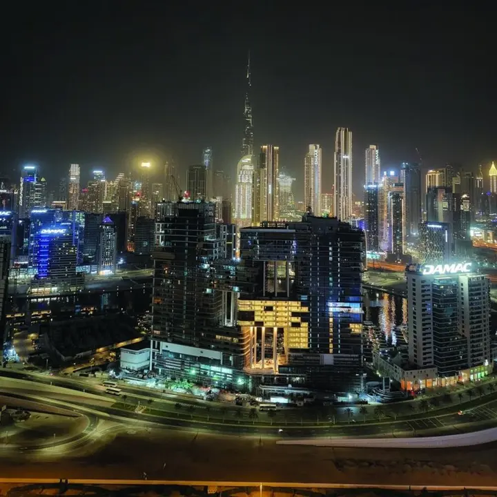 Дубай: Quill Residence One Bedroom Apartment Burj Khalifa View