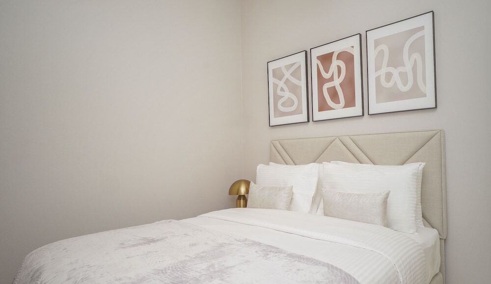 Дубай: KOHH - 2BR in Marina Wharf