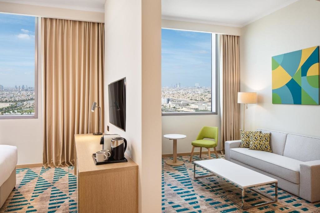 Дубай: Holiday Inn Hotel & Suites Dubai Science Park, an IHG Hotel