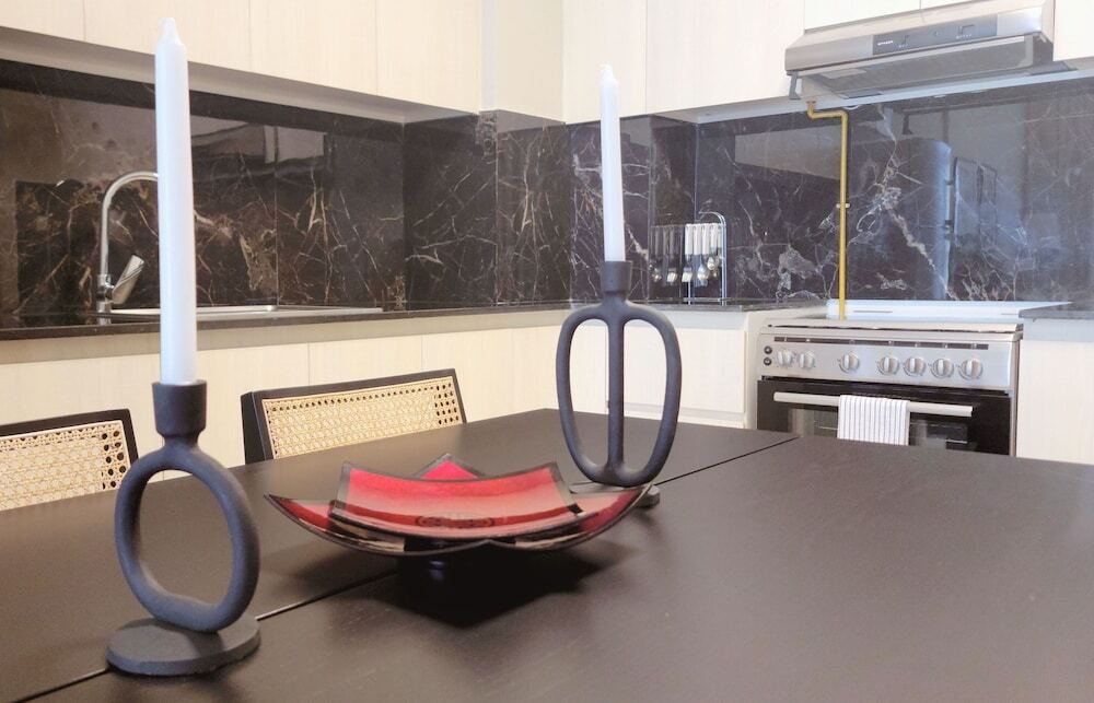Дубай: Snug & Congenial 1BR with Canal View