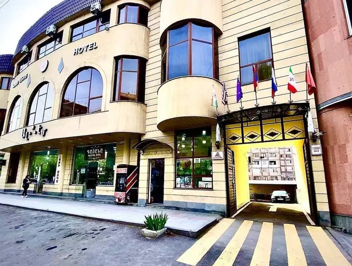 Alem Hotel — фото 1