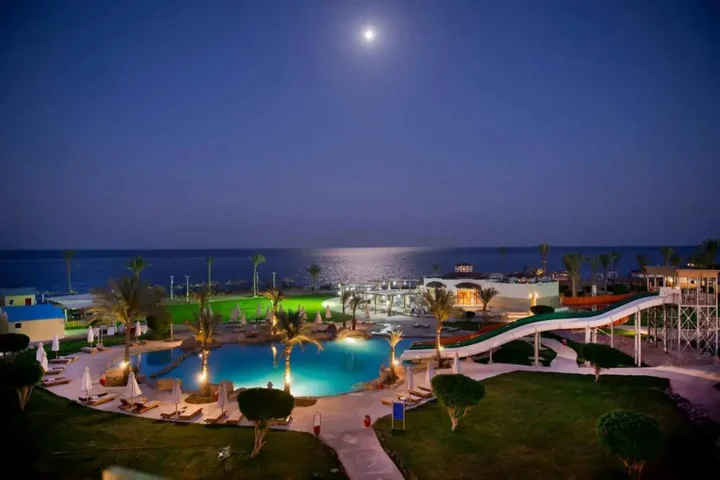 Шарм-эш-Шейх (Шарм-эль-Шейх): Amphoras Beach