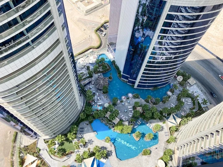 Дубай: Stunning Fully Furnished 2 Bedroom in Paramount Prime Location Business bay