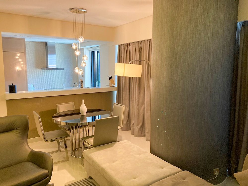 Дубай: Stunning Fully Furnished 2 Bedroom in Paramount Prime Location Business bay