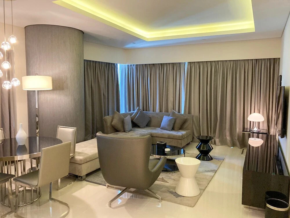 Дубай: Stunning Fully Furnished 2 Bedroom in Paramount Prime Location Business bay