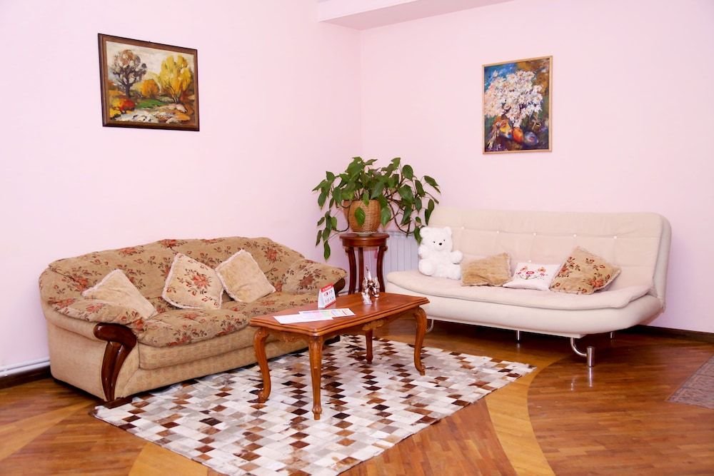 Ереван: Amiryan Apart & Tours