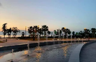 Батуми: Seafront Flat next to the Bouleward and the Mall