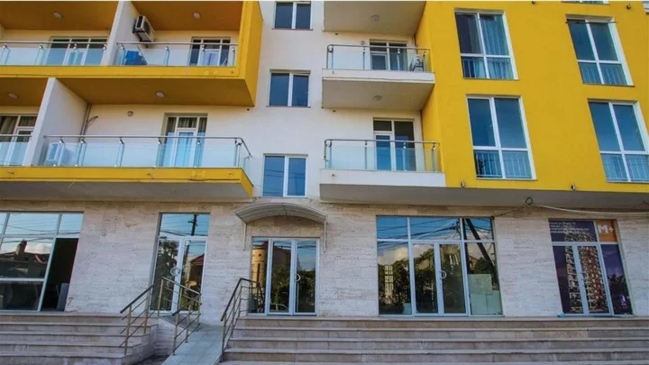 Батуми: Seafront Flat next to the Bouleward and the Mall