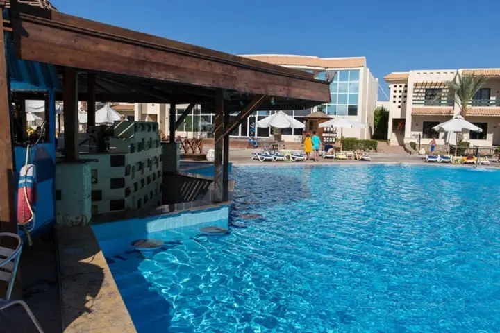 Island Garden resort — фото 1