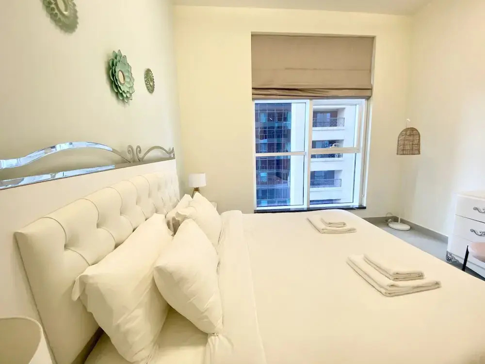 Дубай: Beautiful and modern 1BR Apartment in Dubai Marina