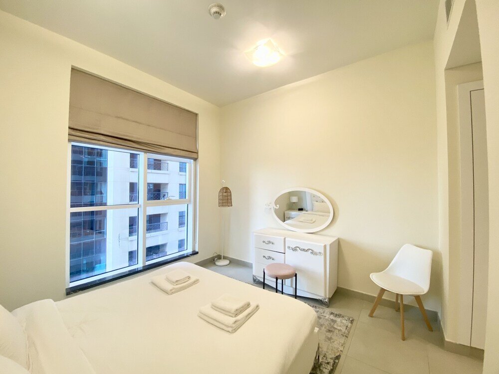 Дубай: Beautiful and modern 1BR Apartment in Dubai Marina