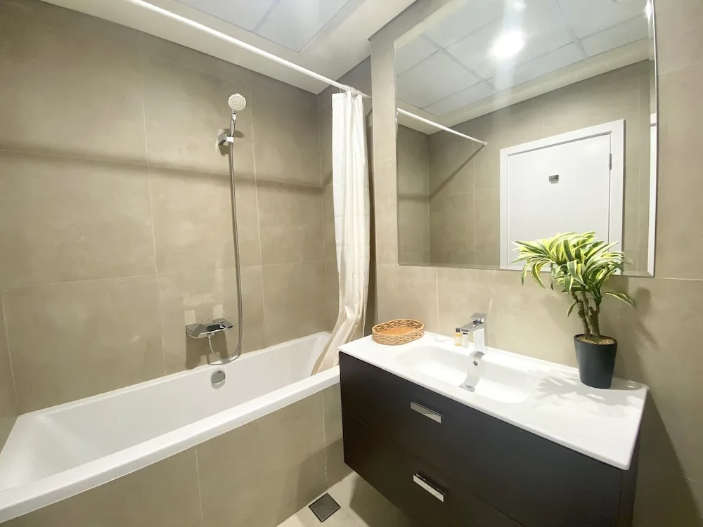 Дубай: Beautiful and modern 1BR Apartment in Dubai Marina