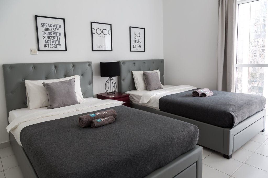 Дубай: Luxury apartment with Dubai Marina views