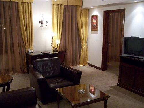 Тбилиси: Hotel Ambasadori