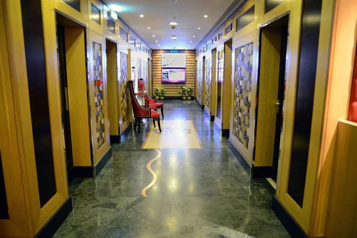 Дубай: Sun and Sands Hotel