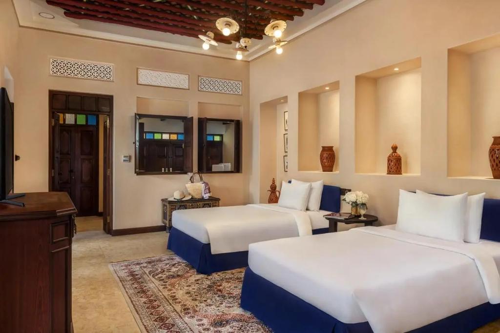 Абу-Даби: Al Maya Island & Resort
