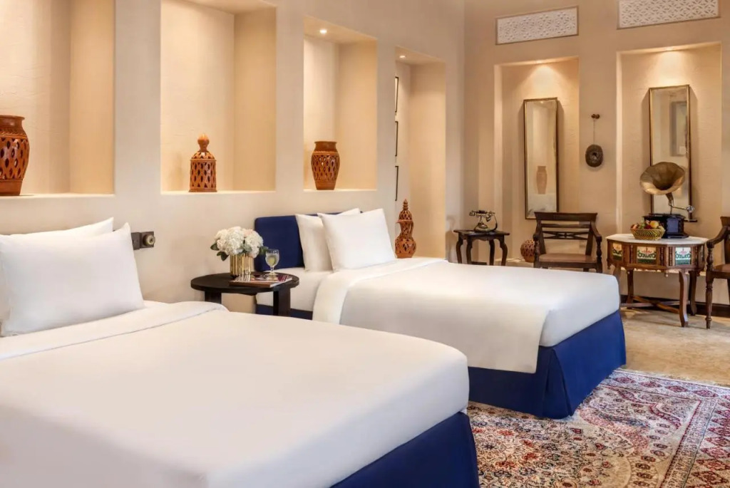 Абу-Даби: Al Maya Island & Resort