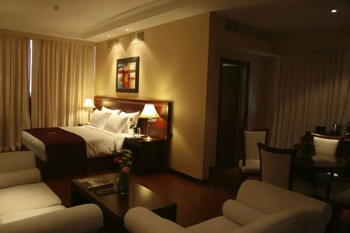 Абу-Даби: Trianon Hotel