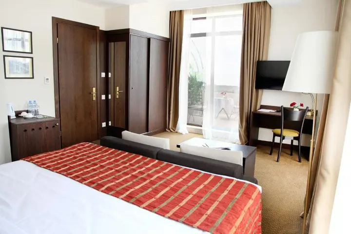 Тбилиси: Hotel Citrus Mimino