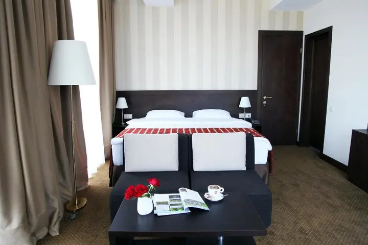 Тбилиси: Hotel Citrus Mimino