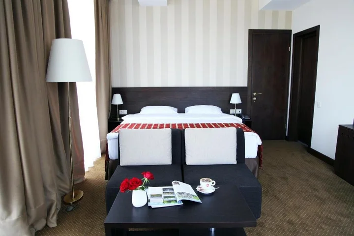 Тбилиси: Hotel Citrus Mimino