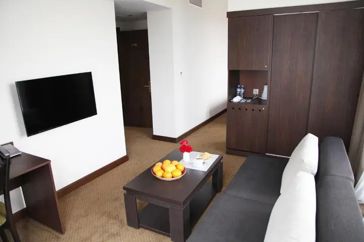 Тбилиси: Hotel Citrus Mimino