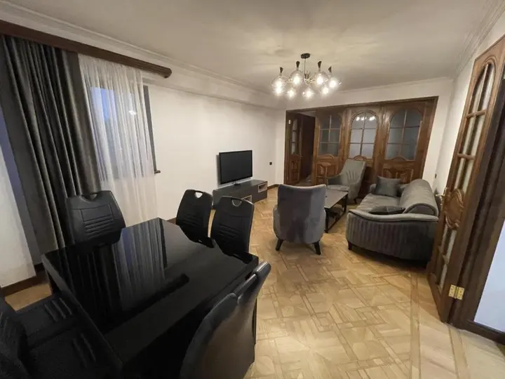 Ереван: Charents Street Apartments