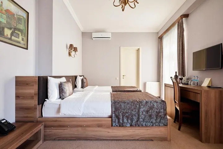 Тбилиси: Hotel Pushkin Mimino