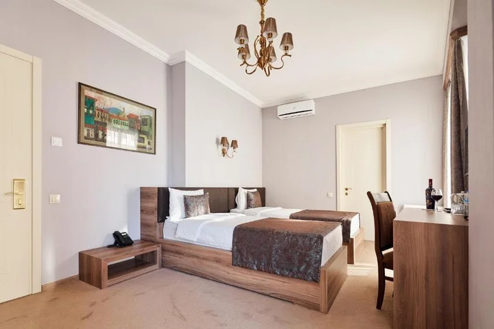 Тбилиси: Hotel Pushkin Mimino