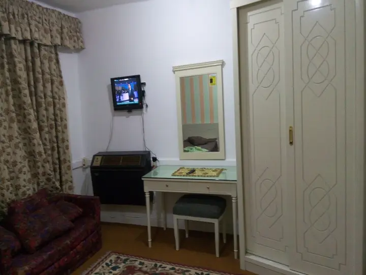 Каир: Sara Inn