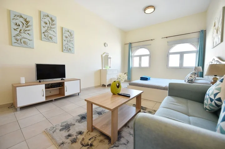 Дубай: AND - Modern Furnished Studio Apartment