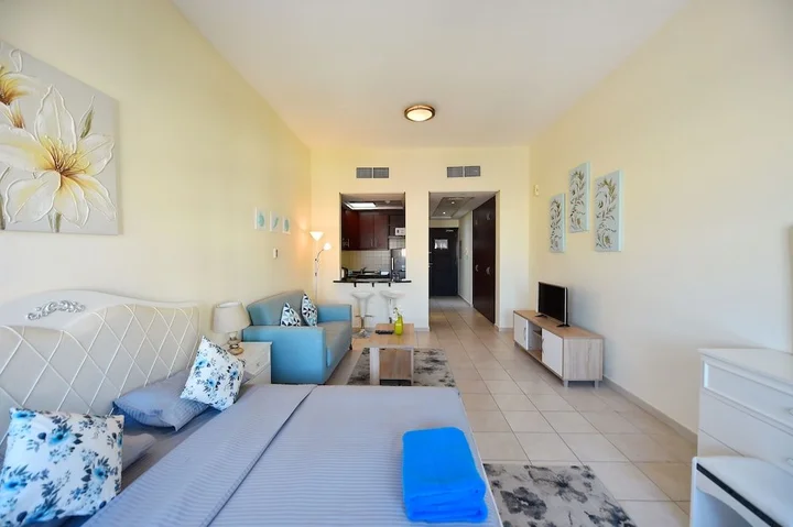 Дубай: AND - Modern Furnished Studio Apartment