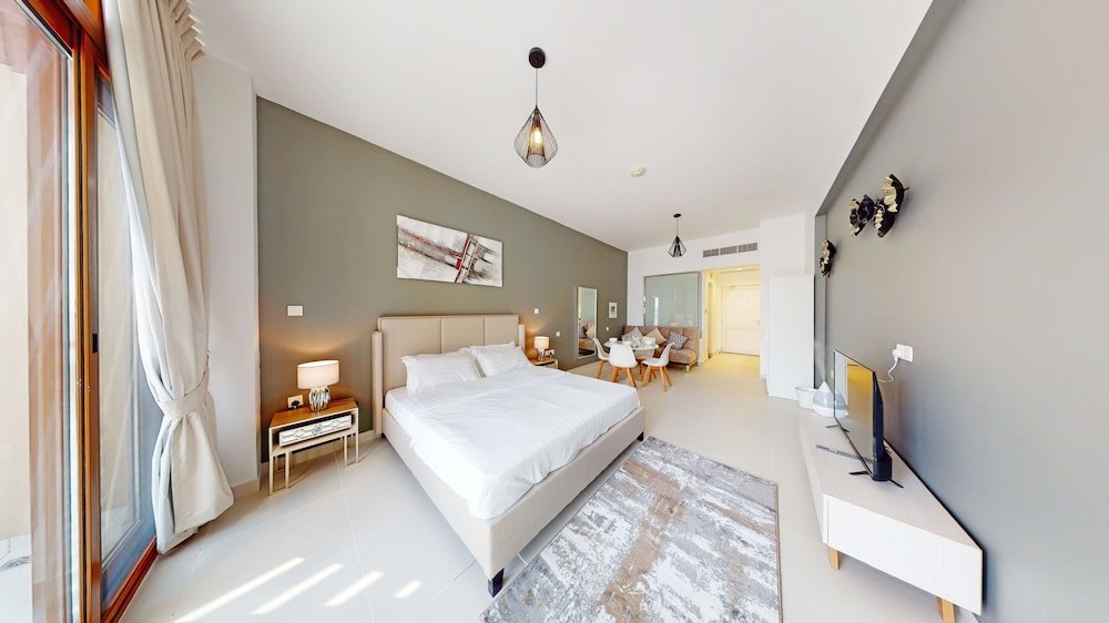 Дубай: Tanin - Glowing Studio With Sea View Near Burj Al Arab