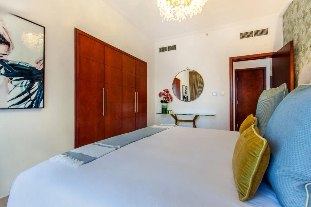 Дубай: 2 Min to Dubai Mall 1 BR