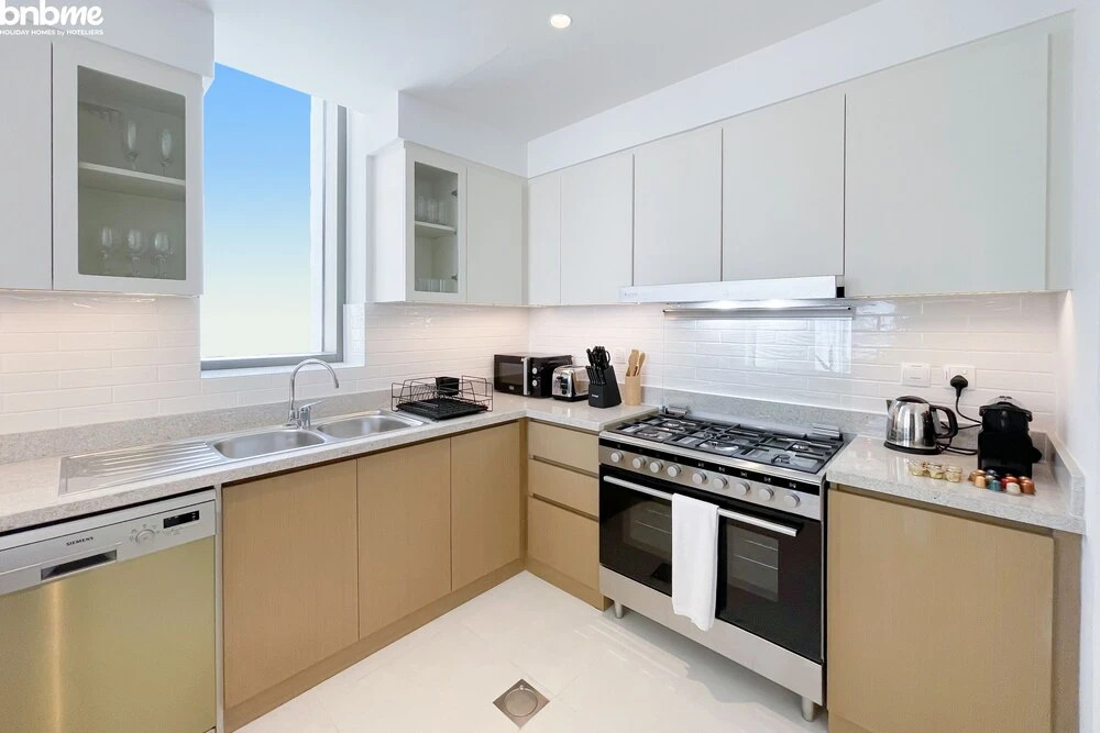 Дубай: 3B-Creekside 18 Tower A-3303