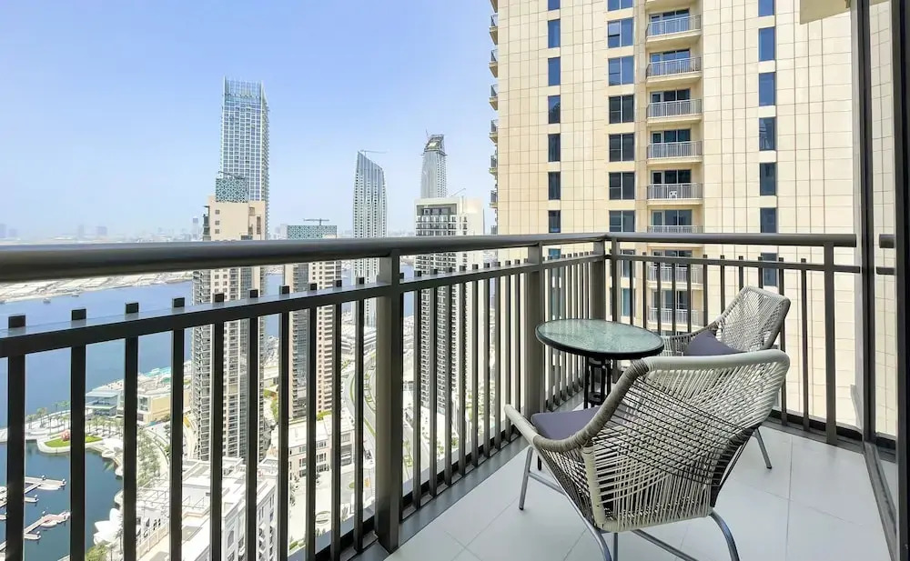 Дубай: 3B-Creekside 18 Tower A-3303