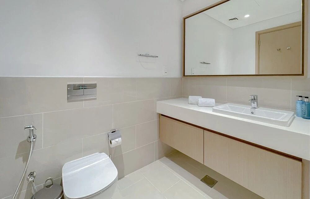 Дубай: 3B-Creekside 18 Tower A-3303