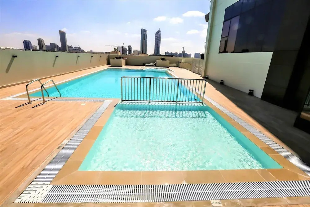 Дубай: Gorgeous 1bedroom With Balcony at Park View Dubai