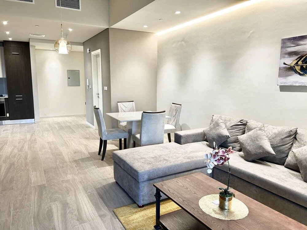 Дубай: Gorgeous 1bedroom With Balcony at Park View Dubai