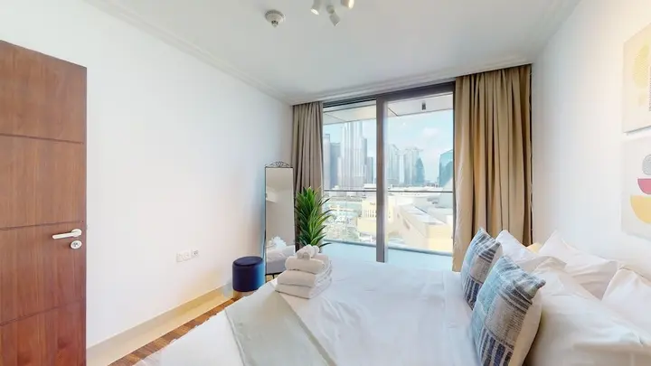 Дубай: Blvd Point 910
