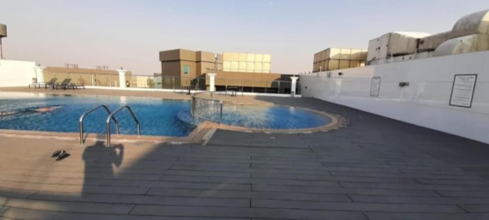 Дубай: Stunning Studio Apartment in Dubai City, UAE